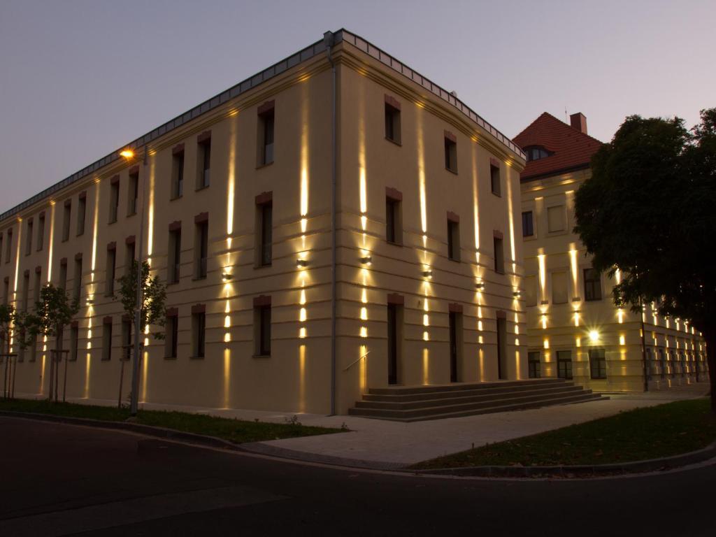 Ea Hotel Tereziansky Dvur Hradec Kralove Luaran gambar