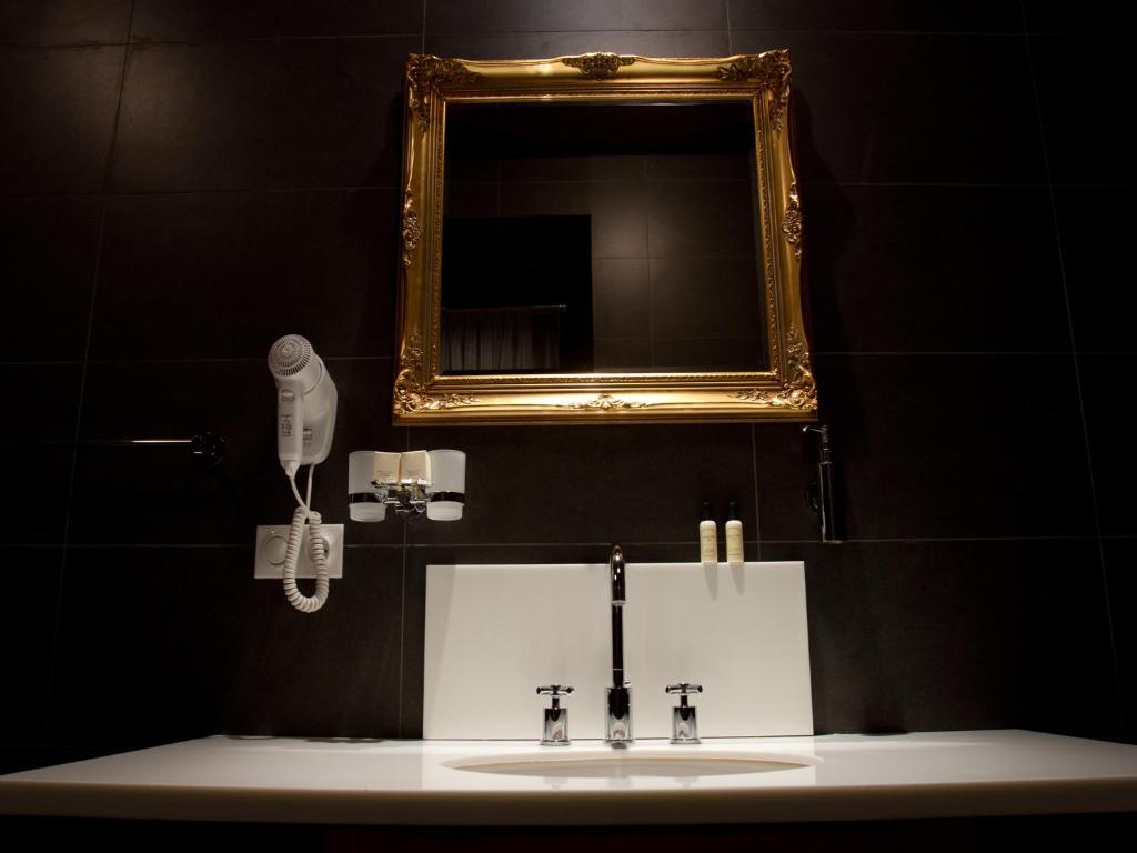 Ea Hotel Tereziansky Dvur Hradec Kralove Luaran gambar