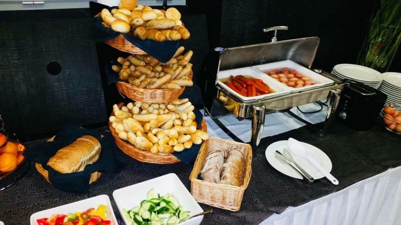 Ea Hotel Tereziansky Dvur Hradec Kralove Luaran gambar